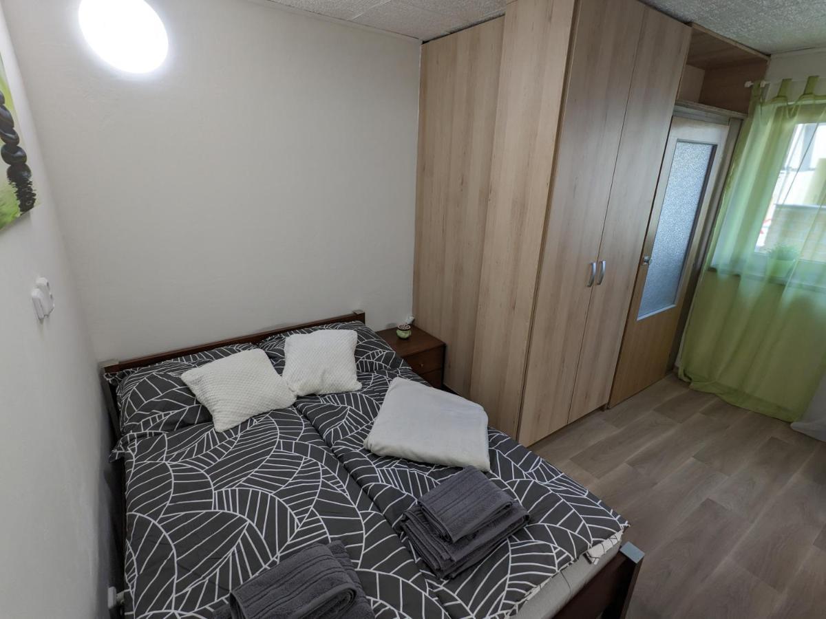Utulne Studio U Marianskeho Udoli V Brne - Lisni Brno Extérieur photo